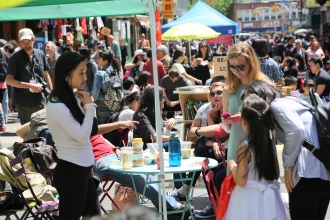 gallery/eating and shopping 3u7a6794